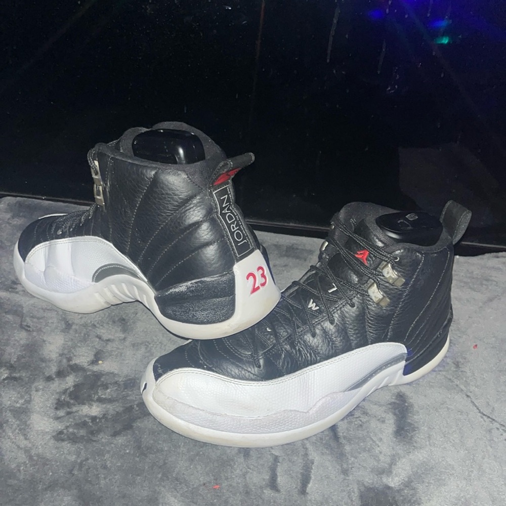 Jordan Playoff 12’s 9.5 Men’s